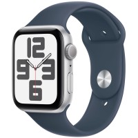 Apple Watch SE 2, 44 мм, корпус из алюминия цвета "Серебро", спортивный ремешок "Storm Blue".